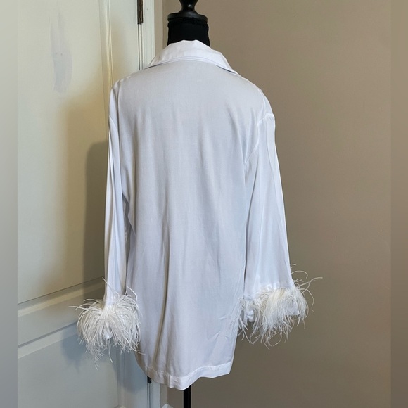 Sleeper Luxury Pajama Top Women’s Size S White Ostrich Feather-Trim Sleepwear - Picture 6 of 10